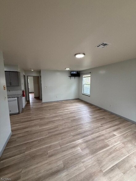 Building Photo - 501-503 Morris Avenue Unit