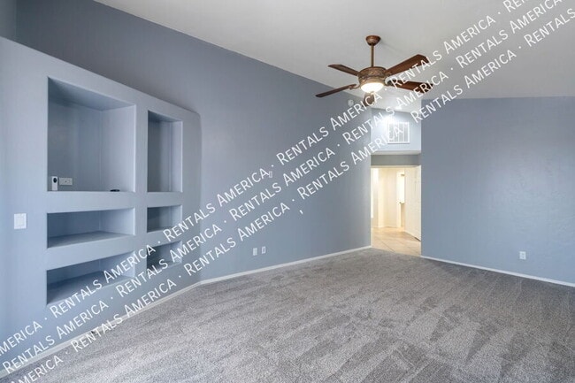 Building Photo - 14024 E Fairway Bluff Ct