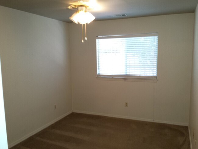 Building Photo - 2177 Hacienda St