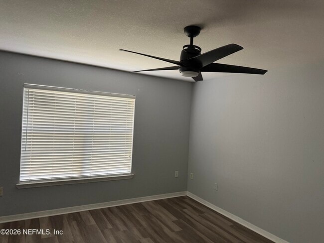 Building Photo - 7800 Point Meadows Dr