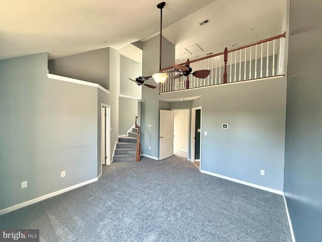 Building Photo - 9407 ASTON Vlg