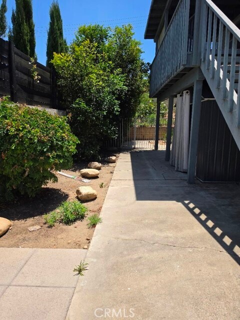 Building Photo - 4442 E Addington Dr