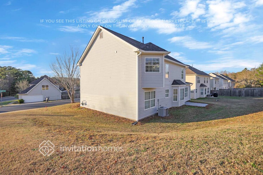 Building Photo - 773 Patriot's Point St