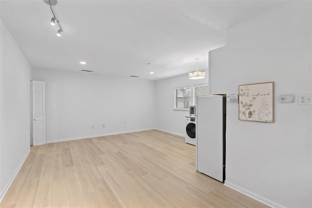 Building Photo - 4137 Pershing Ave