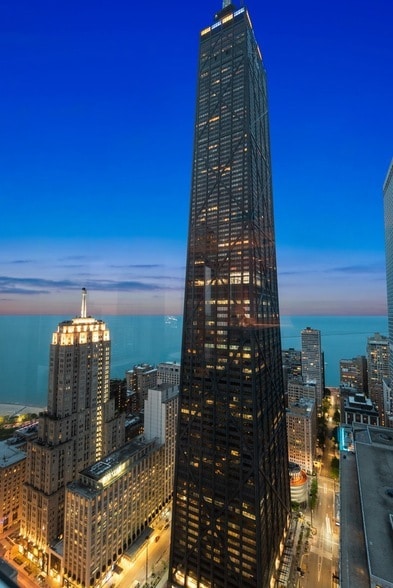 Building Photo - 111 E Chestnut St