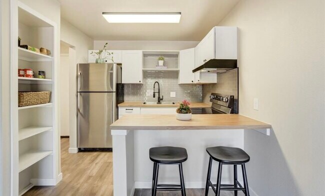 Building Photo - 2430 Palmer Park Blvd