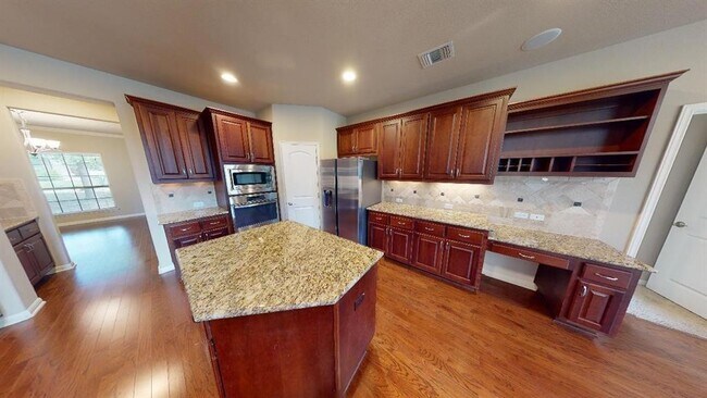 Building Photo - 5705 Lipan Apache Bend
