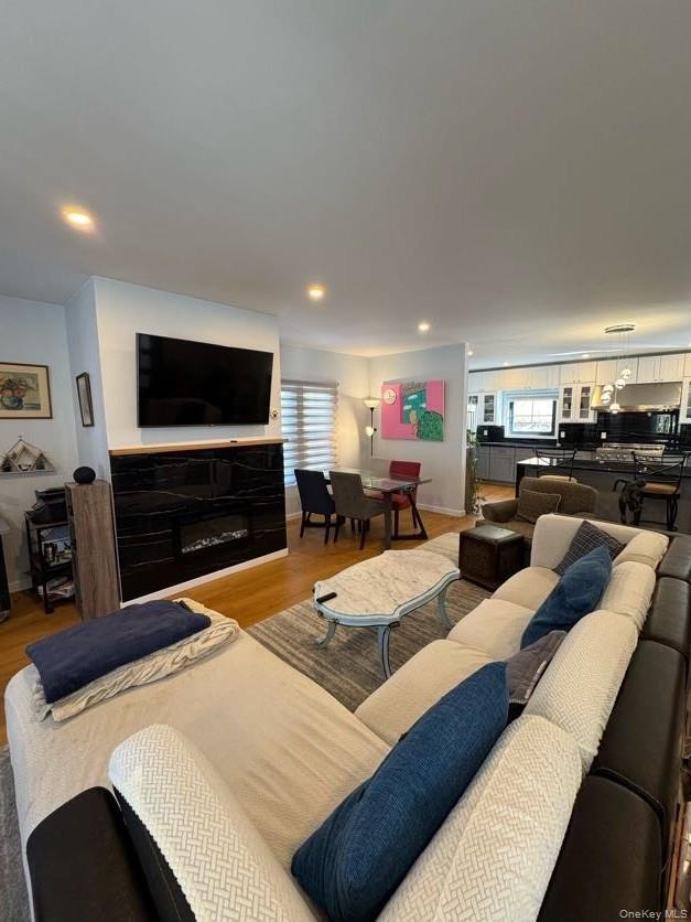 Building Photo - 241 Main St