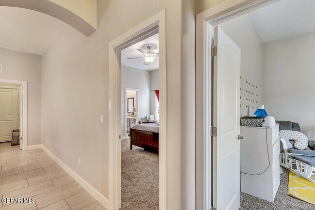 Building Photo - 14677 Rockbridge