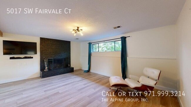 Building Photo - 5017 SW Fairvale Ct