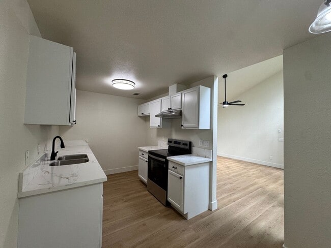 Building Photo - 5965 E Shields Ave