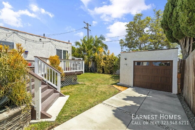 Building Photo - 5336 S Rimpau Blvd