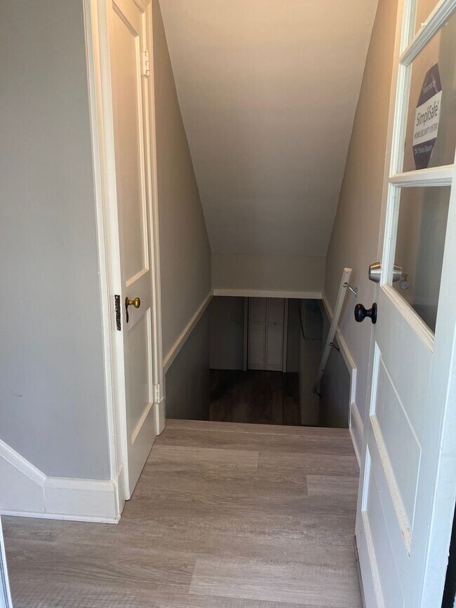 Building Photo - Charming 1935 Historic Home with Modern Upgrades – 3 Bed, 1.5 Bath – Downtown Aberdeen, MD