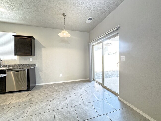 Building Photo - Only 4 years new!