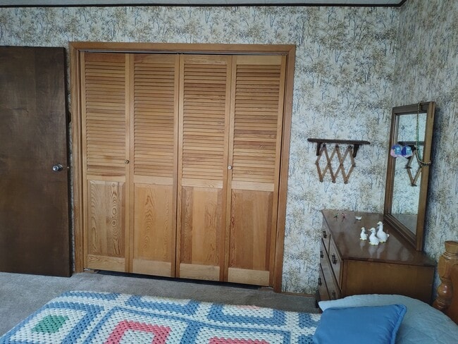 Building Photo - 20 Orcutt Dr