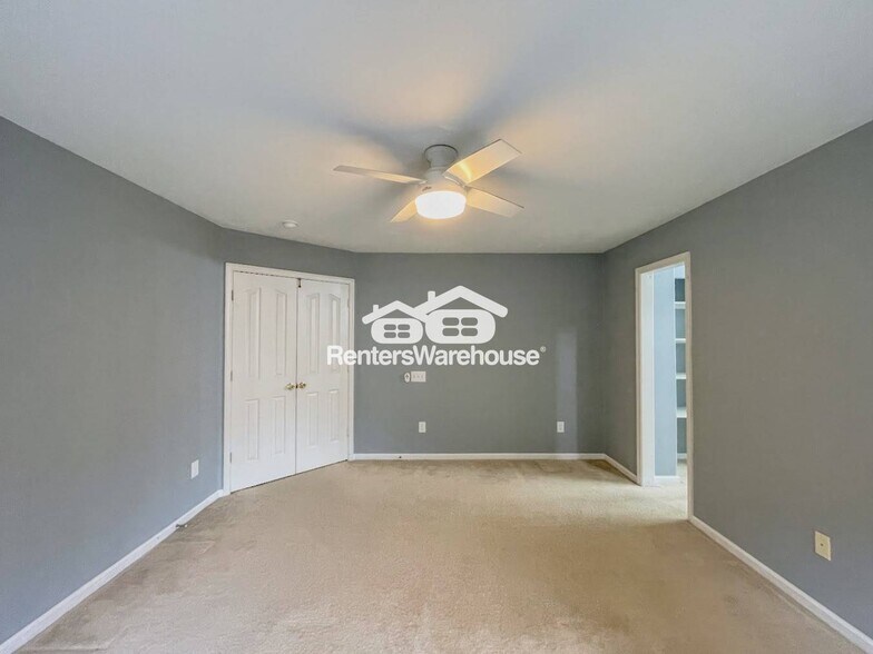 Building Photo - 171 Graystone Trce