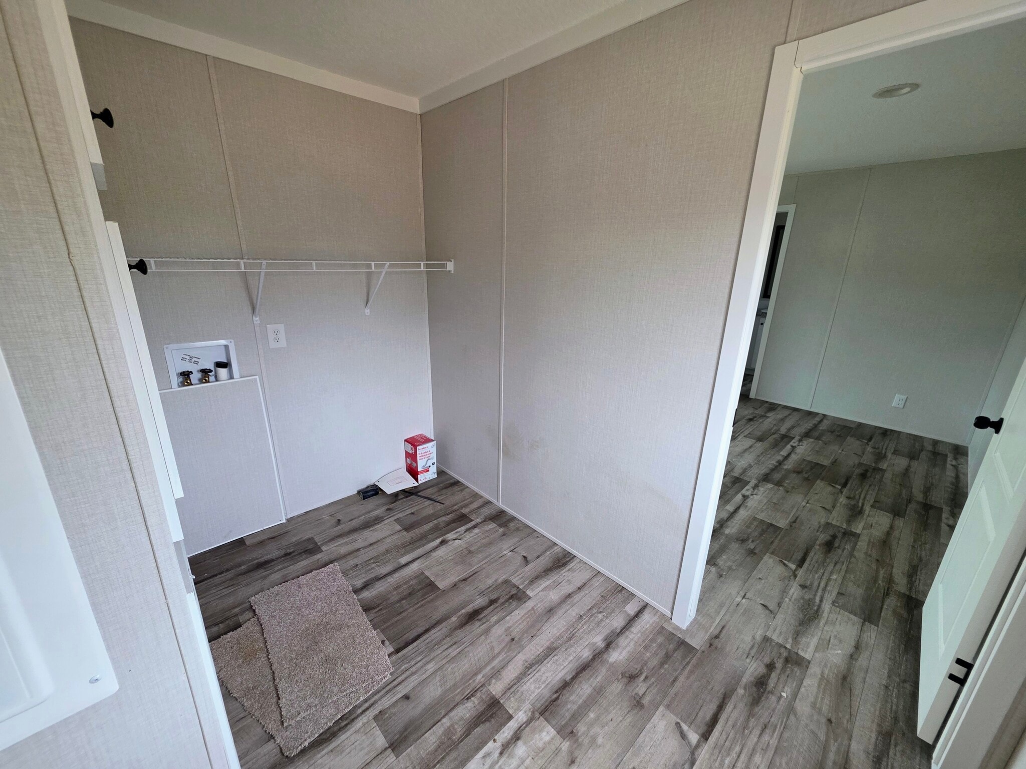 Building Photo - 400 Southside Dr