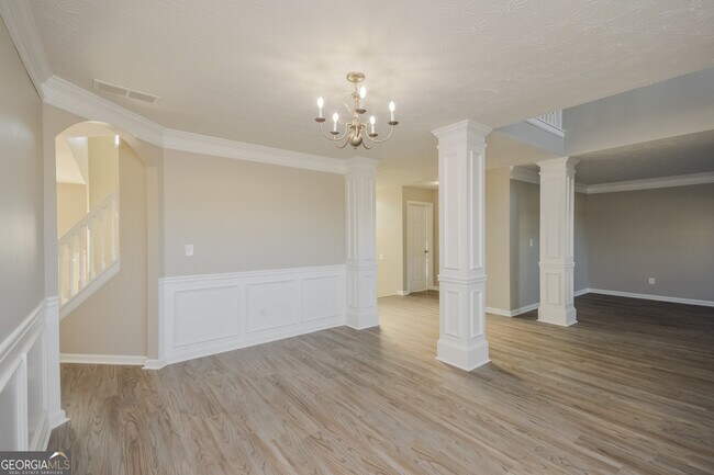 Building Photo - 90 Emerson Trail