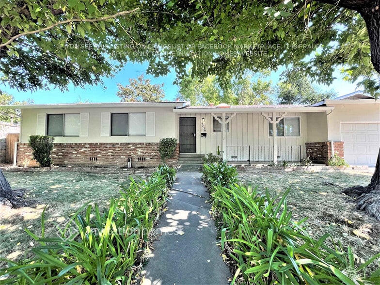 Building Photo - 4736 Cameron Ranch Dr