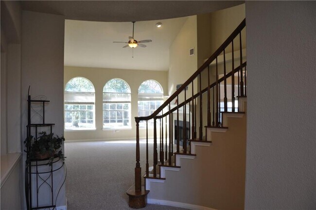 Building Photo - 19112 Ventana Ct
