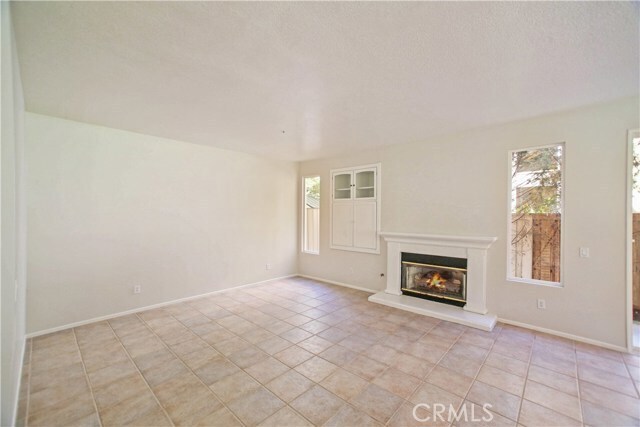 Building Photo - 920 Rio Lindo