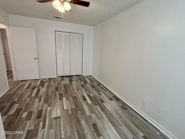 Building Photo - 3923 W 22nd St