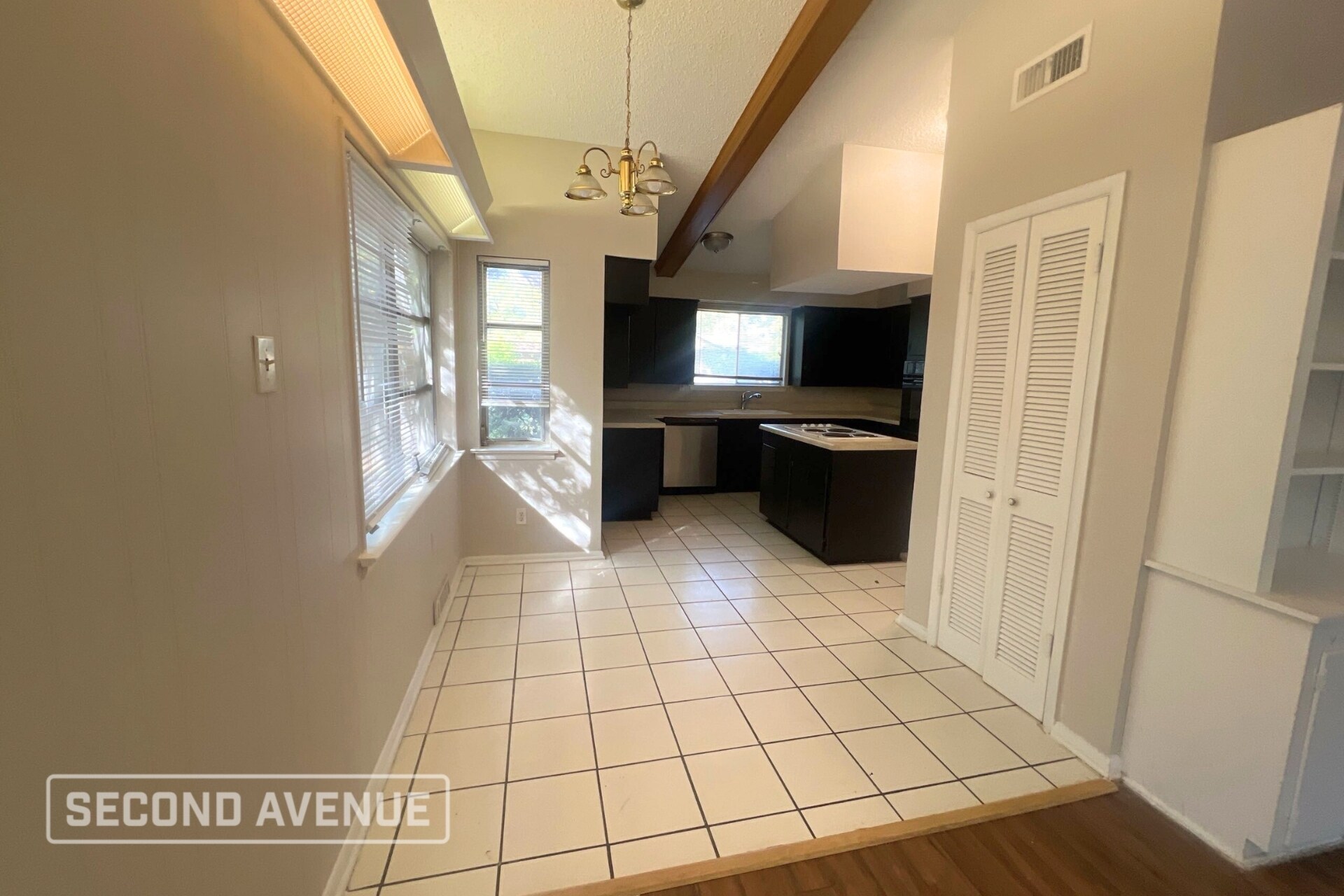 Building Photo - 3347 Navajo Pl