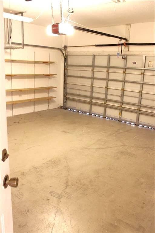 Building Photo - 10670 Old Hammock Wy