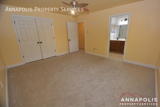 Building Photo - 110A Sabrina Ln
