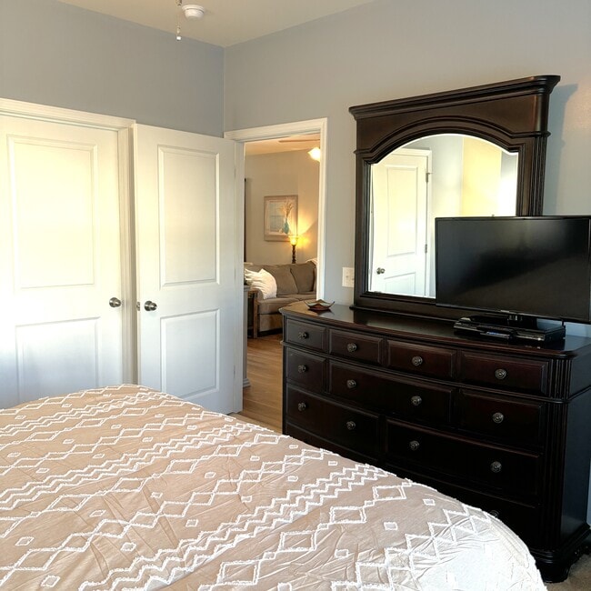 Building Photo - 6253 Catalina Dr