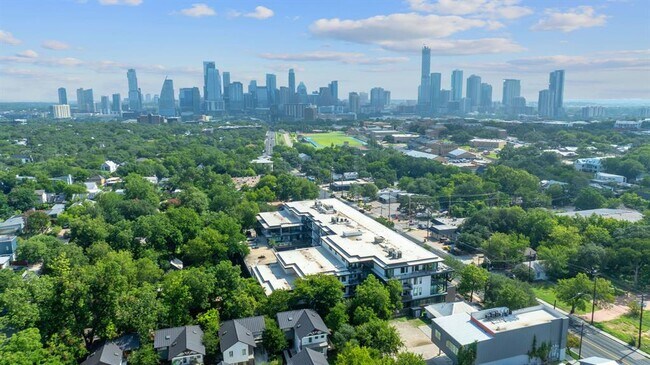 Building Photo - 1600 S 1st St