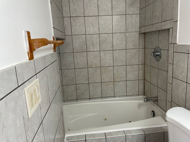 Building Photo - Charming 2-Bedroom, 1.5-Bathroom Brick Townhouse in Pigtown