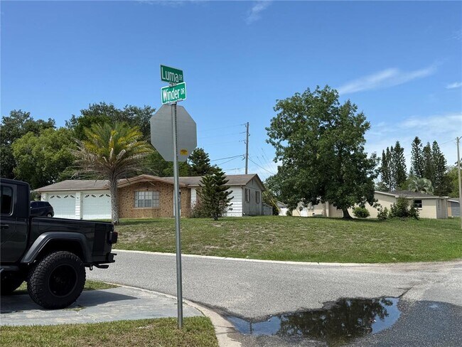 Building Photo - 3708 Winder Dr