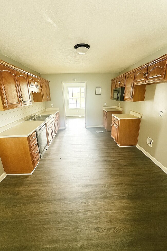 Building Photo - 226 Kassidy Dr