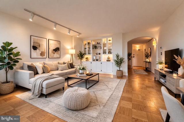 Building Photo - 4242 East-West Hwy