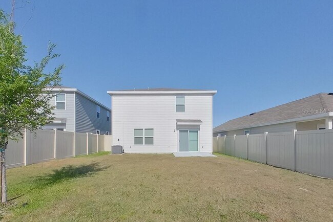 Building Photo - 8642 SW 43rd Ter
