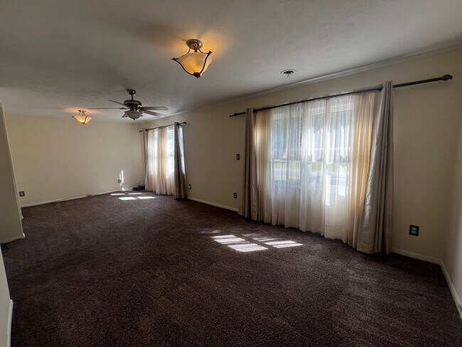 Building Photo - Home for Rent in the Avenues of Myrtle Beach