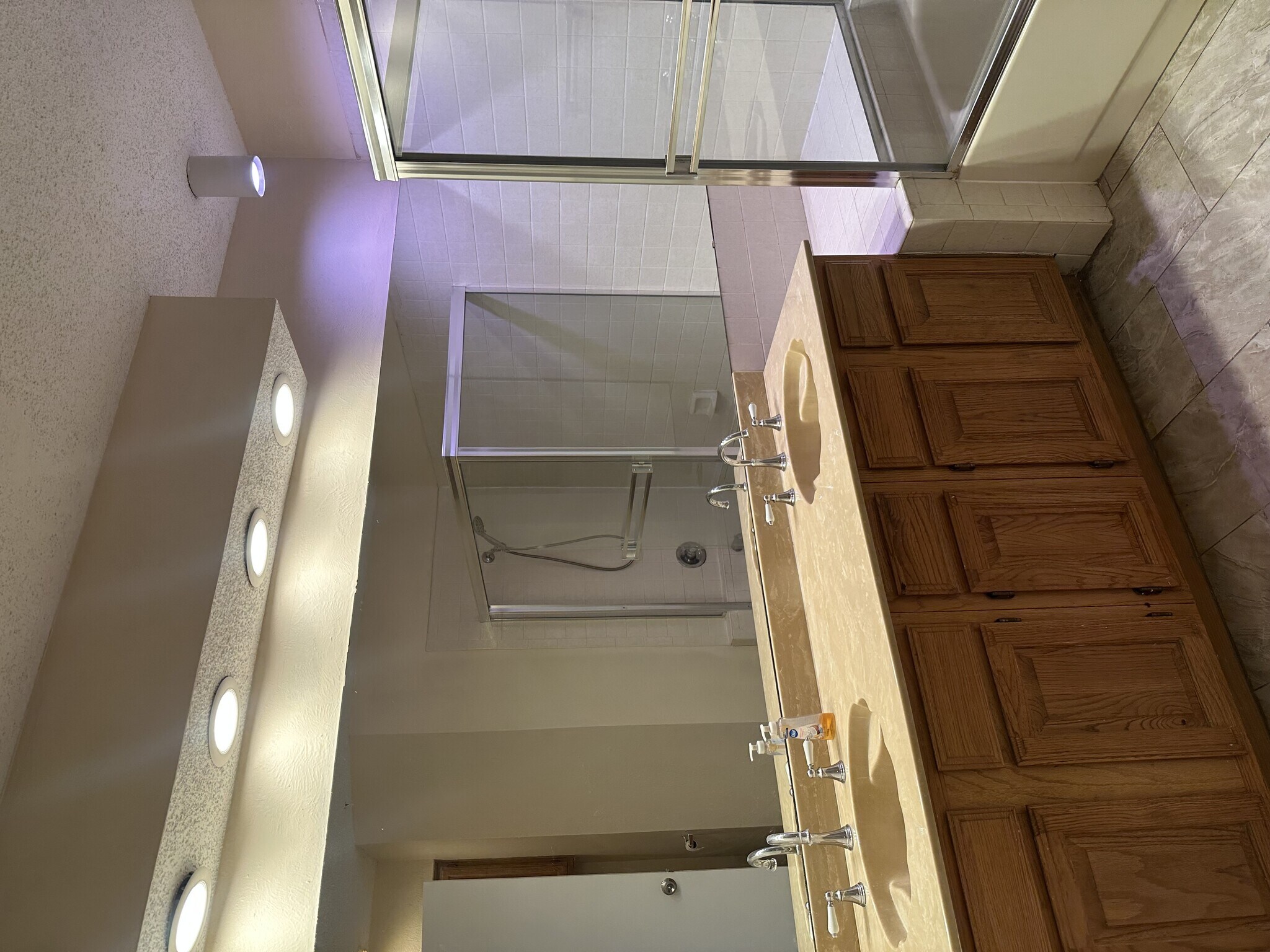 Bathroom - 1909 Chasewood Cir