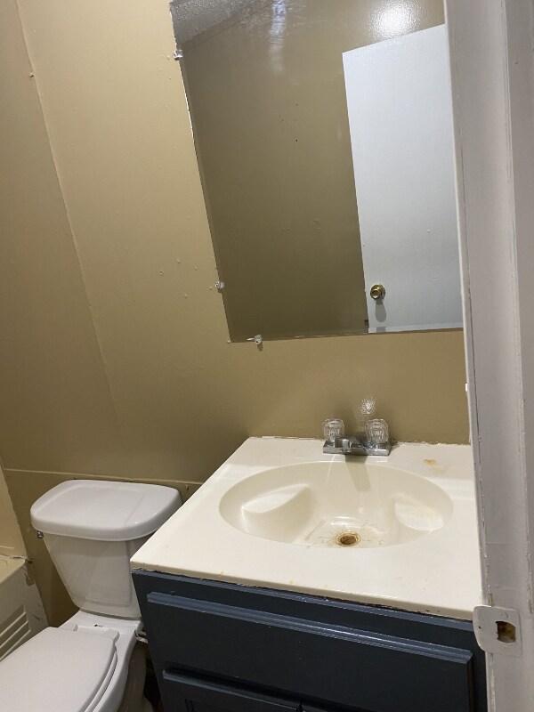 Building Photo - 1102 Sierra Vis