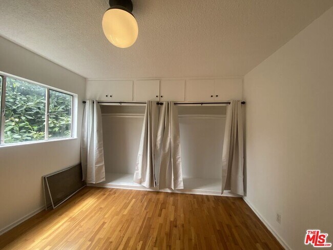 Building Photo - 1420 17th St