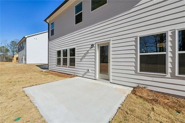 Building Photo - 64 Silverleaf Trl