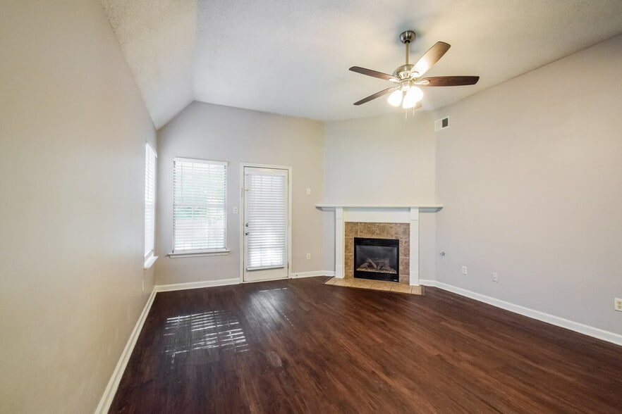 Building Photo - 5604 Corvin Ln