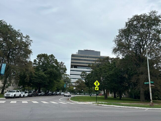 Building Photo - 5900 S King Dr
