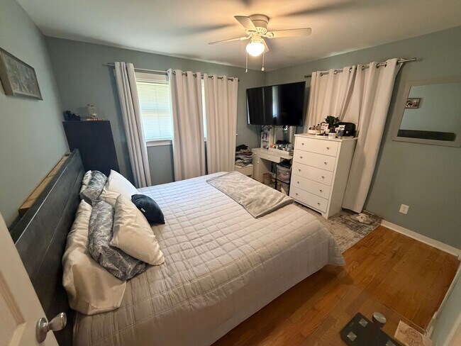 Building Photo - Charming 2 Bedroom Home with Spacious Yard in Henrico!