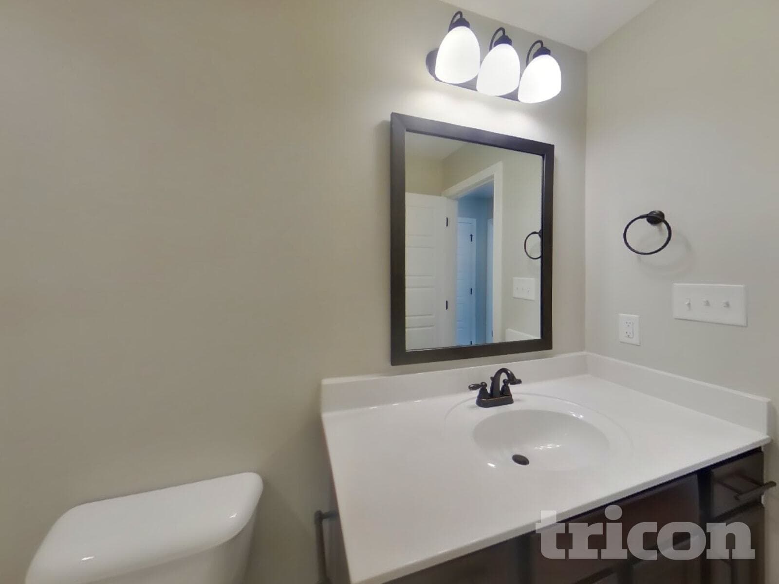 Building Photo - 2945 Lancelot Ln