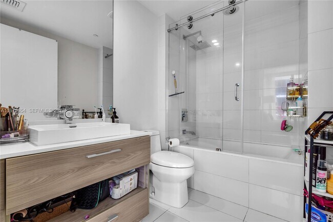 Building Photo - 1300 S Miami Ave