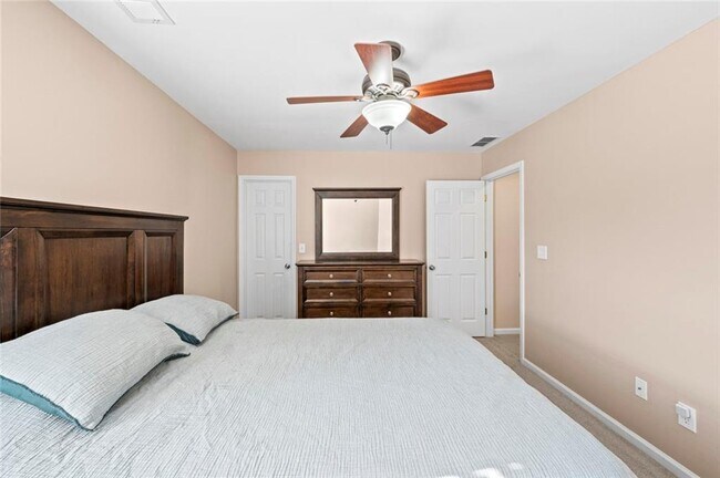 Building Photo - 2239 Snug Harbor NE