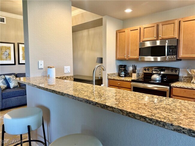 Building Photo - 9735 Acqua Ct