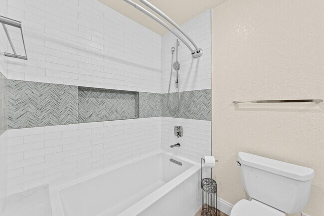 Building Photo - 17267 James Lex Ln