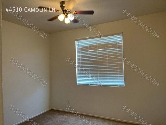 Building Photo - 44510 Camolin Ln
